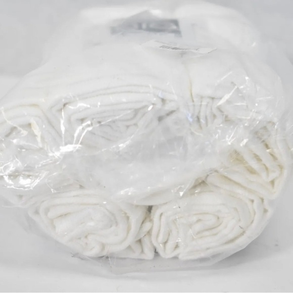 2x The Big One Washcloths Face Cloths 6 Pack 100% Cotton White 13" x 13" - Picture 4 of 6